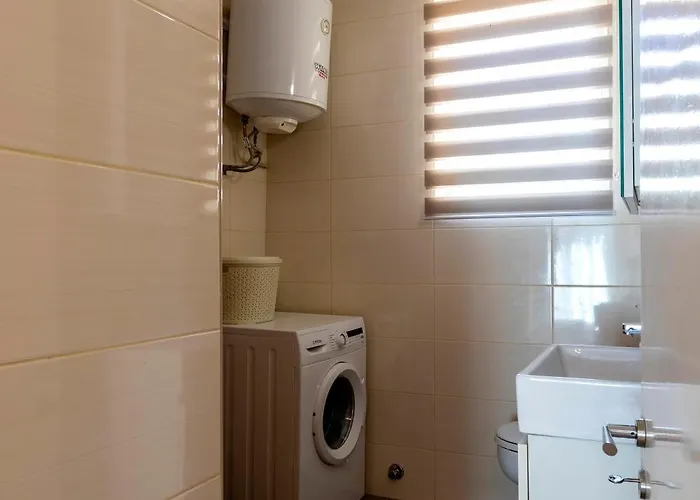 Corfu Old Town Haven *