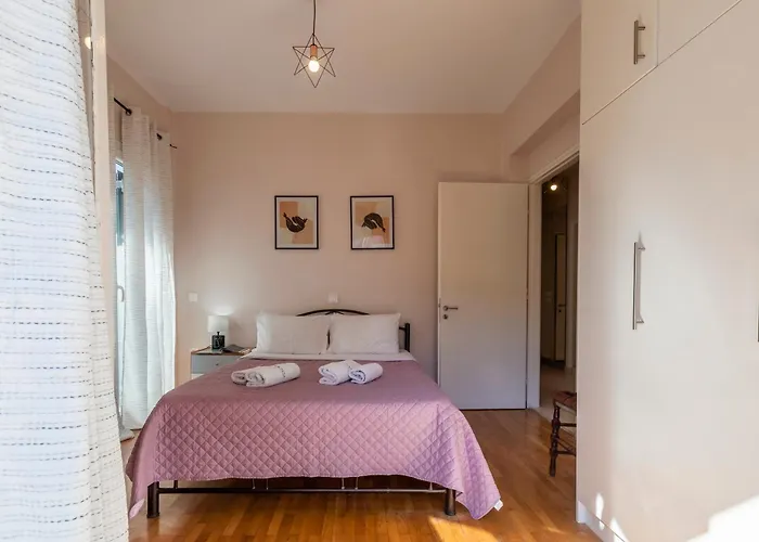 Corfu Old Town Haven * Corfu (city)